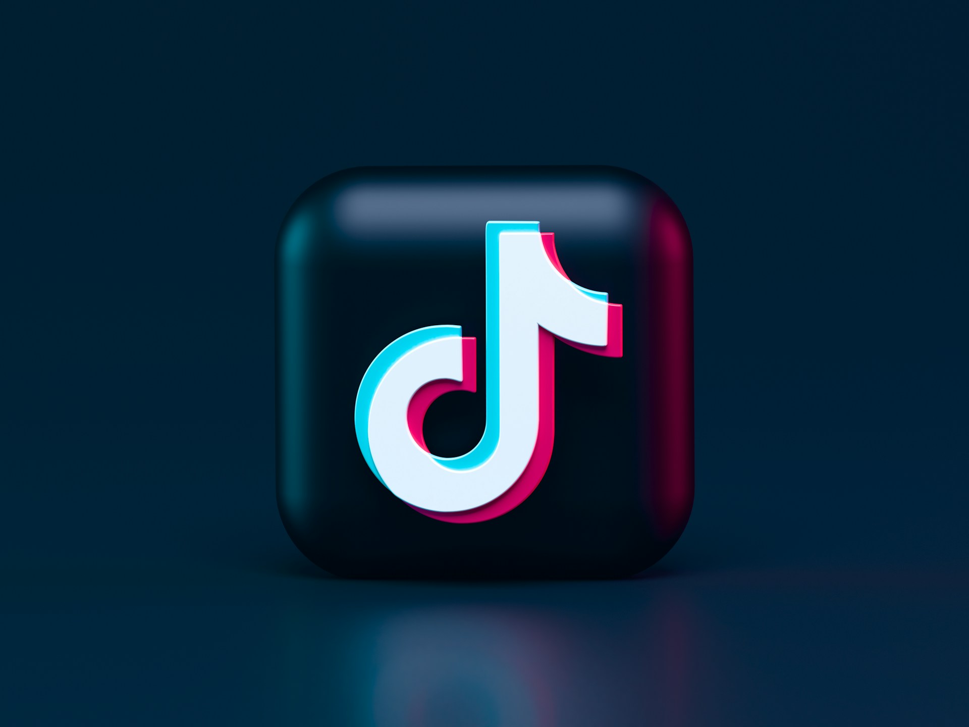 Åldersgränsen på TikTok – vad gäller för konto och funktioner?